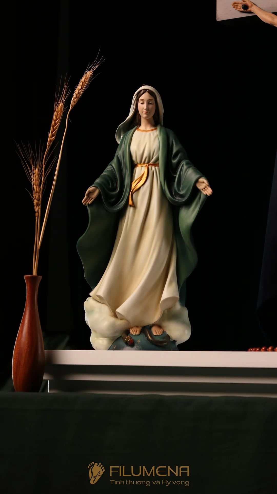 Bàn thờ Thiên Chúa bằng gỗ 1 kệ 3 tầng mã BT3