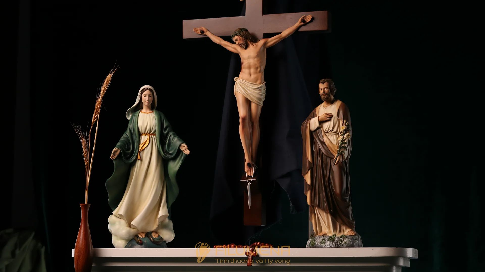 Bàn thờ Thiên Chúa bằng gỗ 1 kệ 3 tầng mã BT3