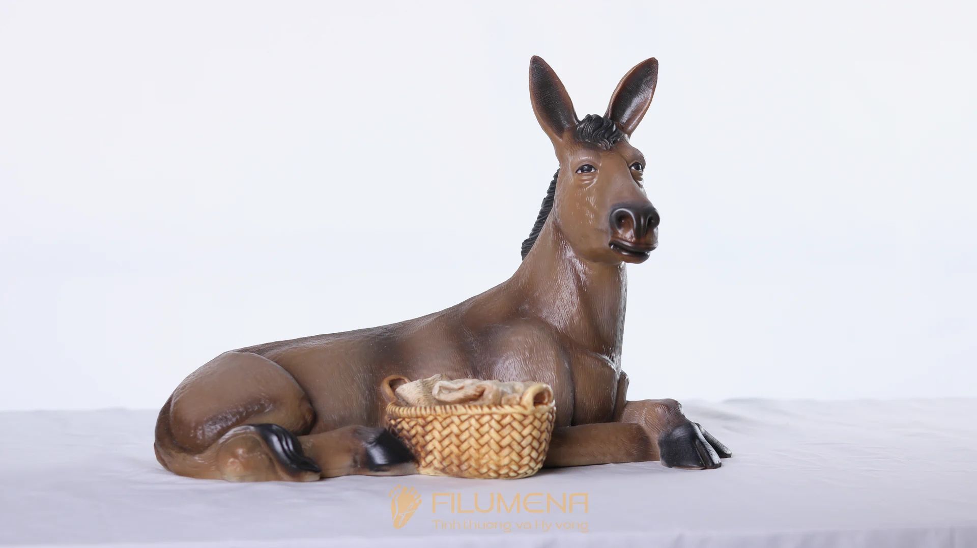 Bộ tượng Giáng sinh 50 cm 5 nhân vật màu trầm cổ điển