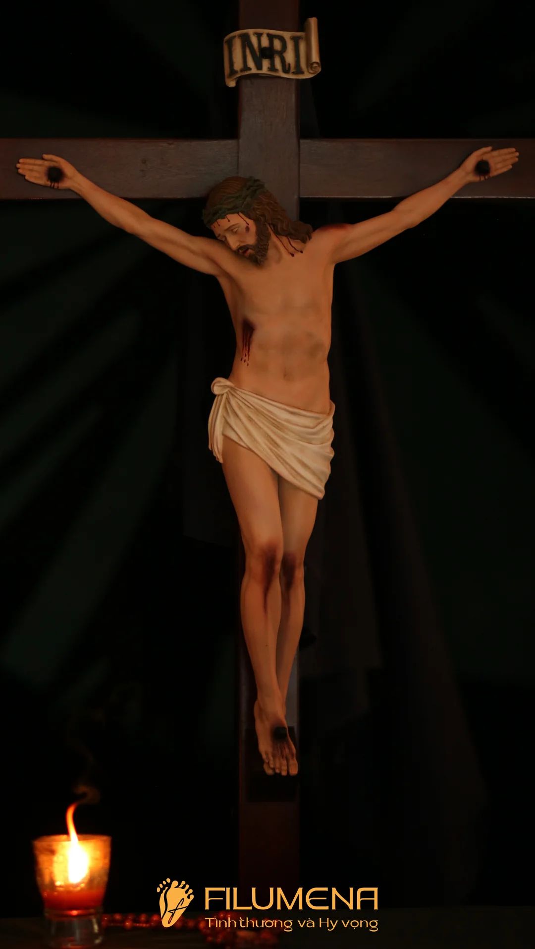 Tượng Chúa chịu nạn cao 50 cm bằng bột đá - Thánh giá gỗ