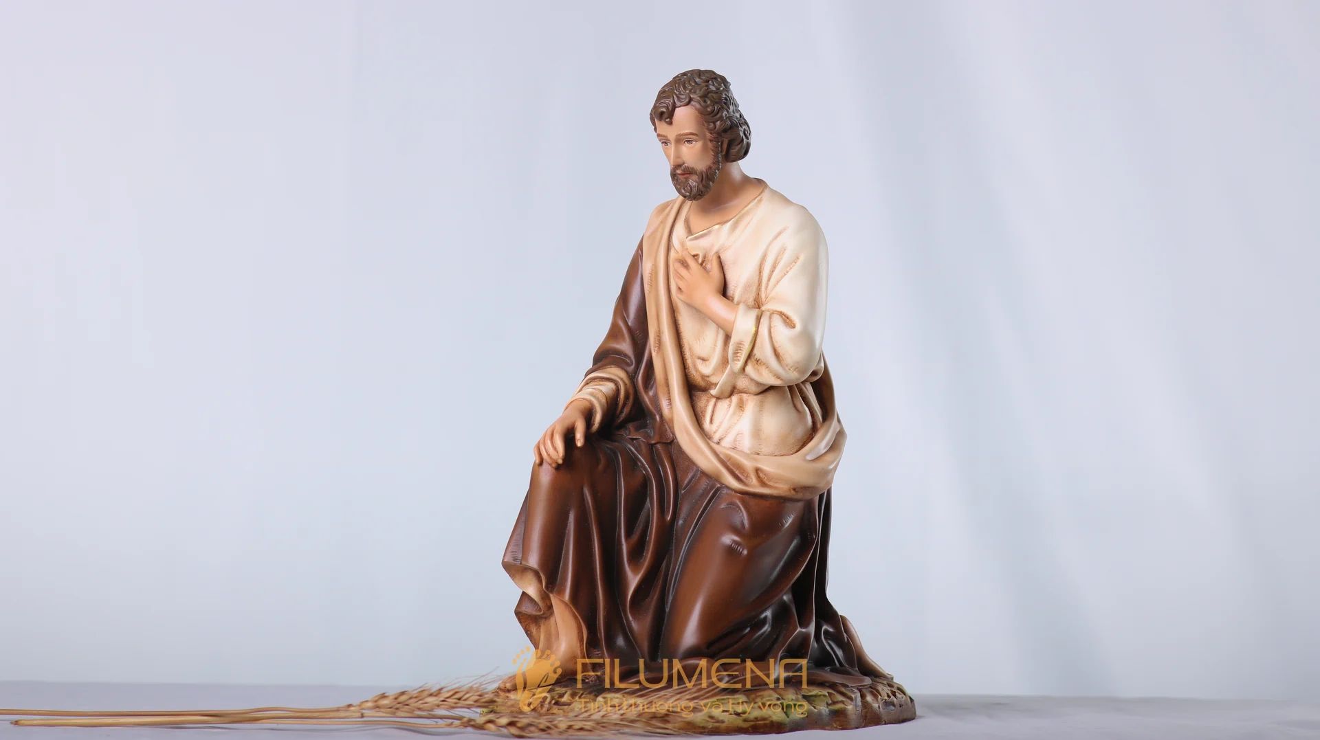 Bộ tượng Giáng sinh 30 cm 5 nhân vật tông màu sáng cổ điển