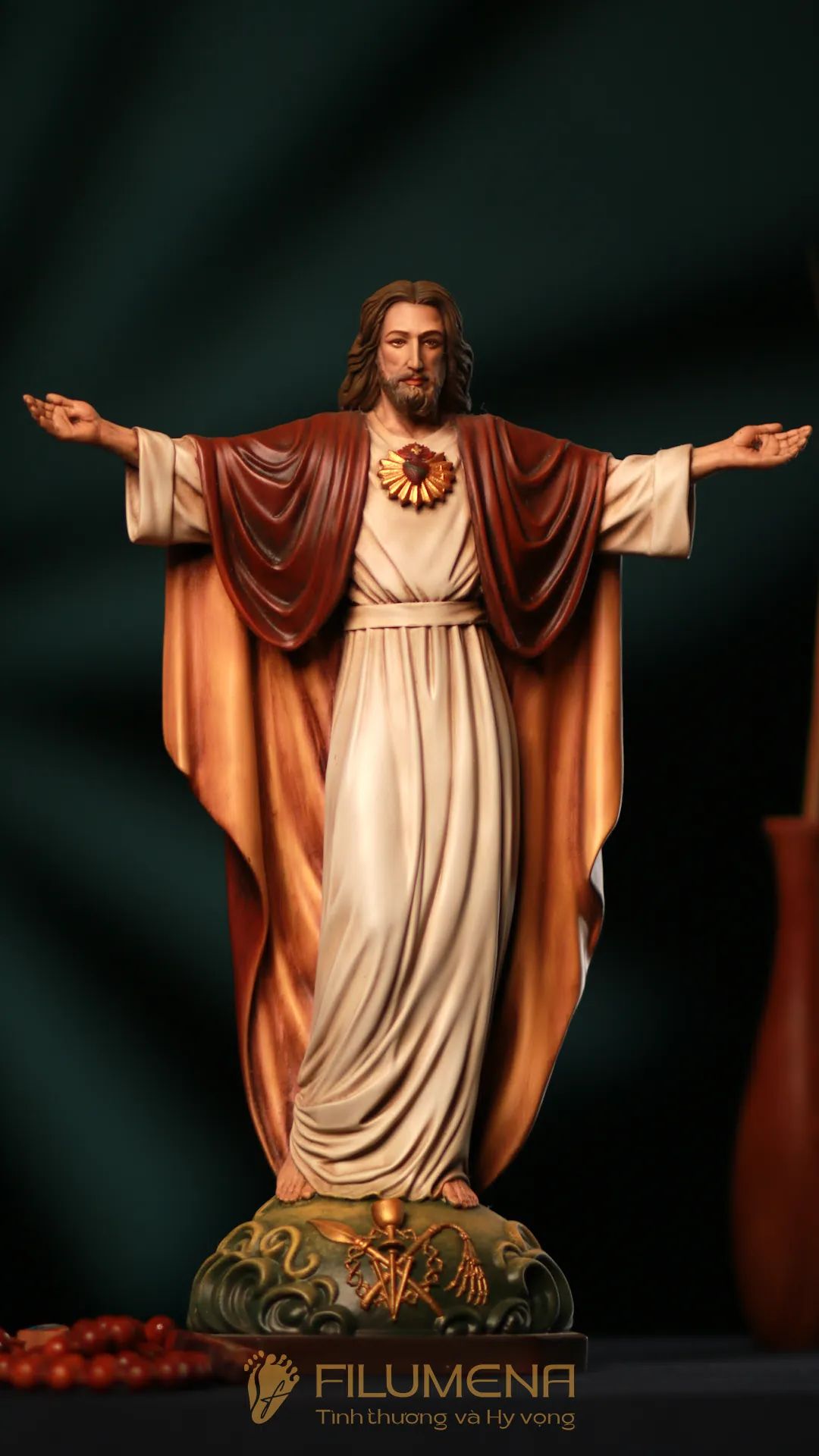 Tượng Chúa Ki-tô Vua Vũ trụ cao 40 cm bằng bột đá