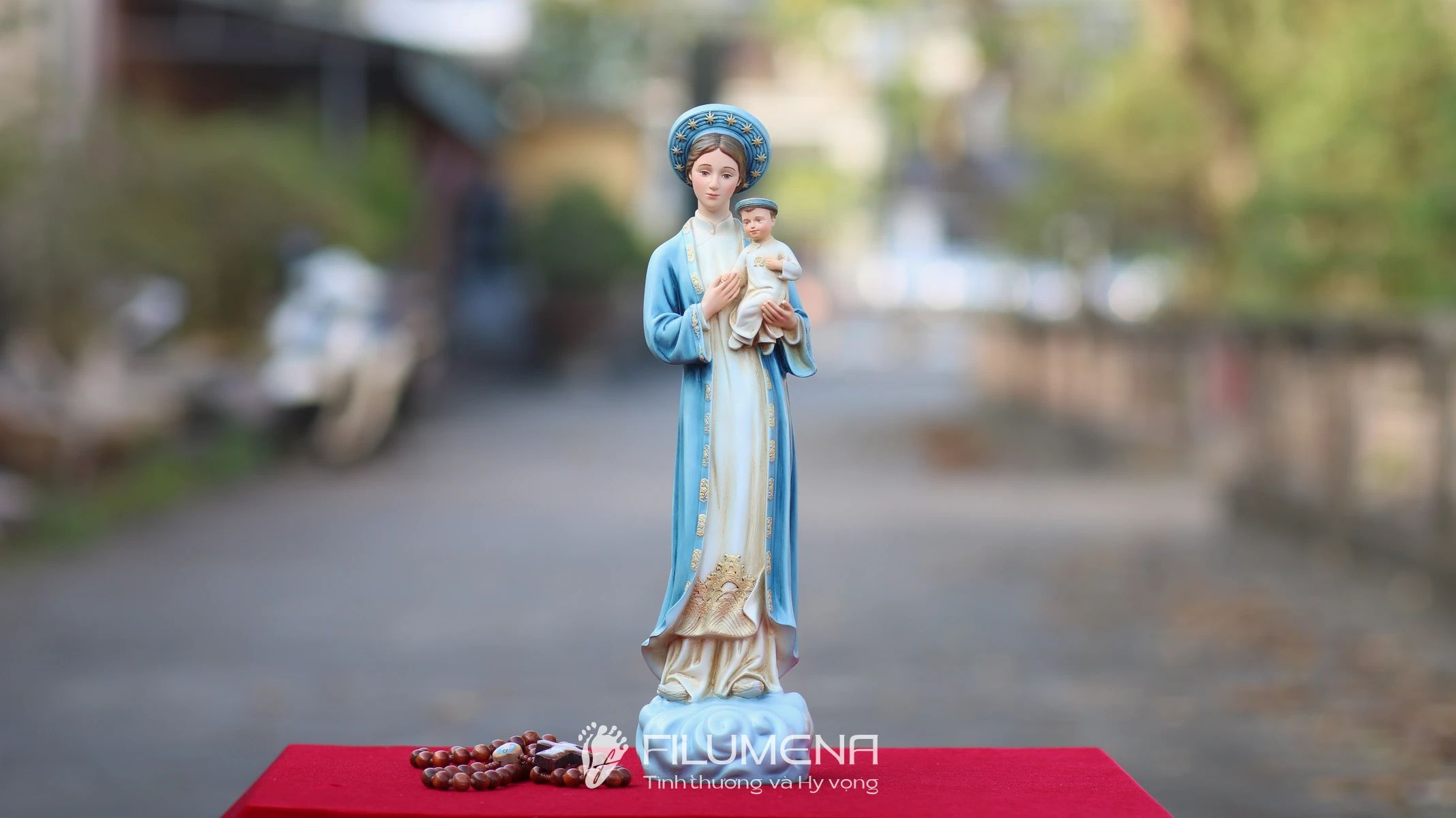 Tượng Đức Mẹ La Vang 40 cm áo màu xanh da trời