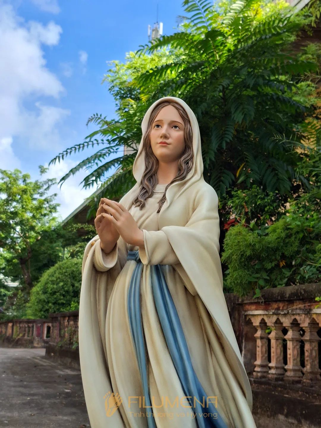 Tượng Đức Mẹ Lộ Đức cao 110 cm màu trắng