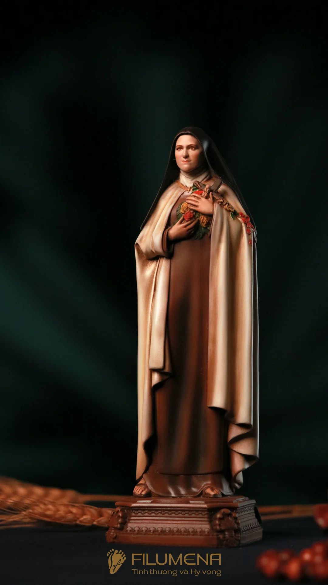 Tượng Thánh Tê-rê-sa Hài Đồng Giê-su 15 cm, 20 cm